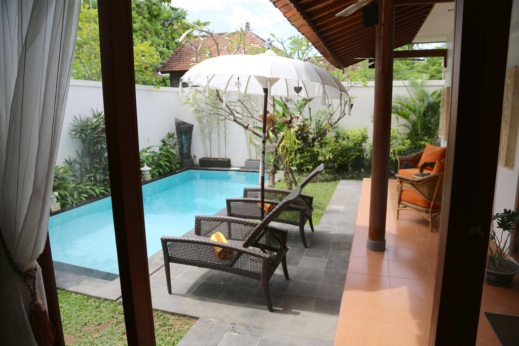Villa Chinta 1 Sanur Szoba fotó